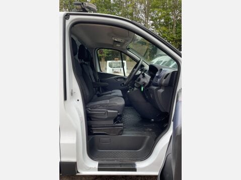 Vauxhall Vivaro 1.6 CDTi 2900 ecoFLEX L1 H1 Euro 5 (s/s) 5dr 31