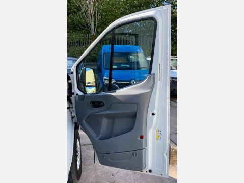 Ford Transit 2.2 TDCi 350 RWD L3 H3 Euro 5 5dr 22