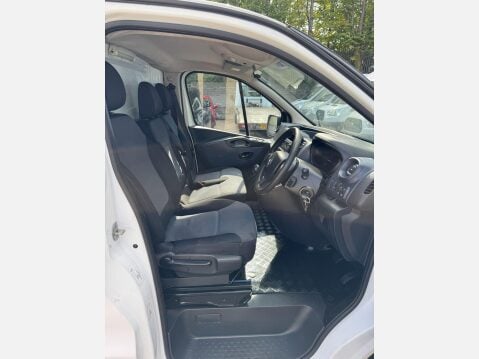 Vauxhall Vivaro 1.6 CDTi 2900 ecoFLEX L1 H1 Euro 5 (s/s) 5dr 32