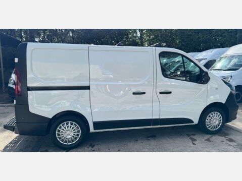 Vauxhall Vivaro 1.6 CDTi 2900 ecoFLEX L1 H1 Euro 5 (s/s) 5dr 10