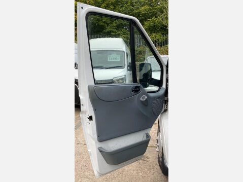 Ford Transit 2.2 TDCi 350 RWD L3 4dr (DRW) 41