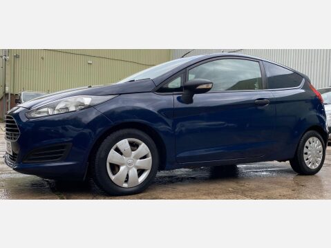 Ford Fiesta 1.6 TDCi ECOnetic Panel Van 3dr Diesel Manual (110 g/km, 94 bhp) 16
