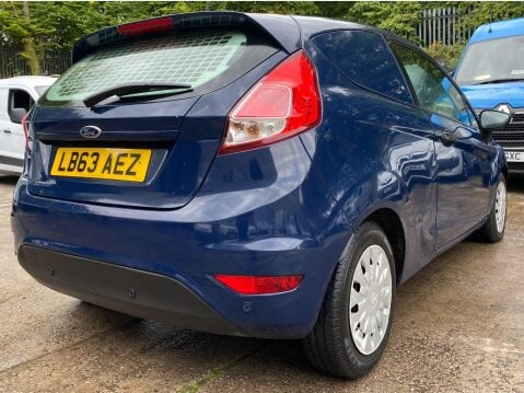 Ford Fiesta 1.6 TDCi ECOnetic Panel Van 3dr Diesel Manual (110 g/km, 94 bhp) 9