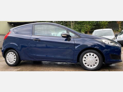 Ford Fiesta 1.6 TDCi ECOnetic Panel Van 3dr Diesel Manual (110 g/km, 94 bhp) 6