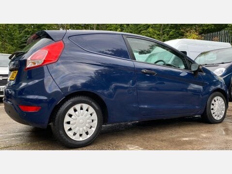 Ford Fiesta 1.6 TDCi ECOnetic Panel Van 3dr Diesel Manual (110 g/km, 94 bhp) 8