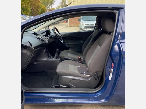 Ford Fiesta 1.6 TDCi ECOnetic II Panel Van 3dr 37