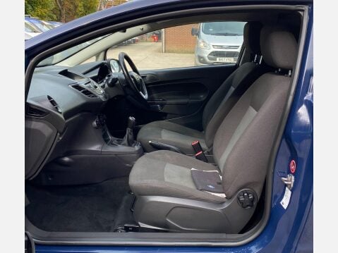 Ford Fiesta 1.6 TDCi ECOnetic Panel Van 3dr Diesel Manual (110 g/km, 94 bhp) 32