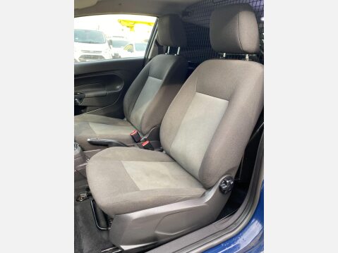 Ford Fiesta 1.6 TDCi ECOnetic II Panel Van 3dr 38