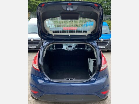 Ford Fiesta 1.6 TDCi ECOnetic Panel Van 3dr Diesel Manual (110 g/km, 94 bhp) 11