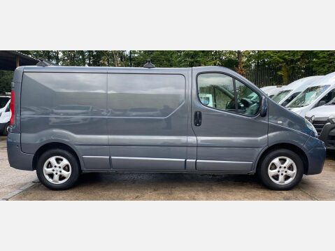 Renault Trafic 2.0 dCi LL29 Sport Crew Van L3 H1 4dr (Phase 3, 6 Seats) 7