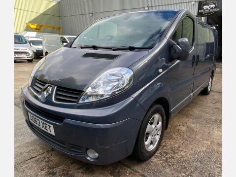 Renault Trafic 2.0 dCi LL29 Sport Crew Van L3 H1 4dr (Phase 3, 6 Seats) 22
