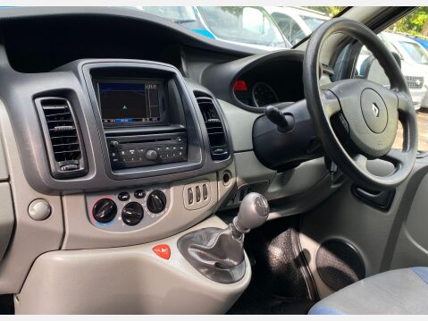 Renault Trafic 2.0 dCi LL29 Sport Crew Van L3 H1 4dr (Phase 3, 6 Seats) 44