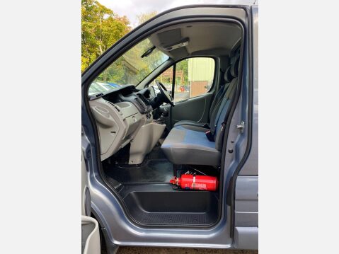 Renault Trafic 2.0 dCi LL29 Sport Crew Van L3 H1 4dr (Phase 3, 6 Seats) 40