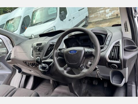 Ford Transit Custom 2.0 TDCi 310 L1 H1 5dr 29