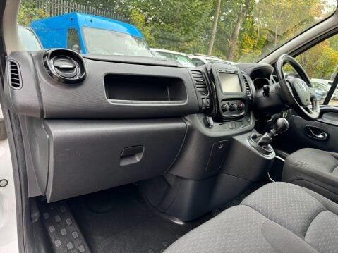 Vauxhall Vivaro 1.6 CDTi 2900 Sportive L2 H1 Euro 6 5dr 35