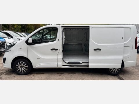 Vauxhall Vivaro 1.6 CDTi 2900 Sportive L2 H1 Euro 6 5dr 22