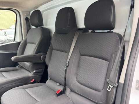 Vauxhall Vivaro 1.6 CDTi 2900 Sportive L2 H1 Euro 6 5dr 34