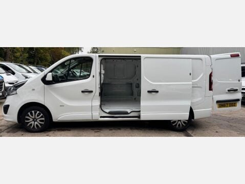 Vauxhall Vivaro 1.6 CDTi 2900 Sportive L2 H1 Euro 6 5dr 23