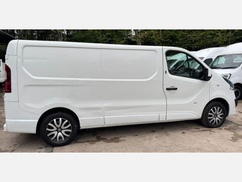 Vauxhall Vivaro 1.6 CDTi 2900 Sportive L2 H1 Euro 6 5dr 10