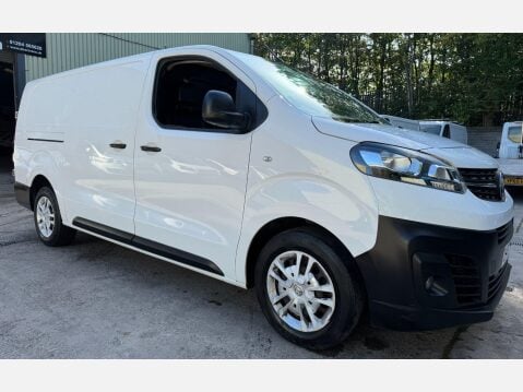 Vauxhall Vivaro 1.5 Turbo D 2900 Dynamic Panel Van 6dr Diesel Manual L2 H1 Euro 6 (s/s) (10 5