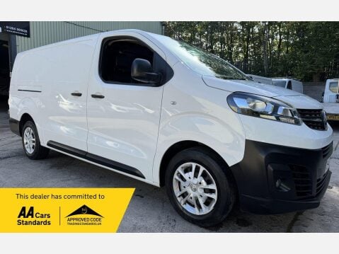 Vauxhall Vivaro 1.5 Turbo D 2900 Dynamic Panel Van 6dr Diesel Manual L2 H1 Euro 6 (s/s) (10 1