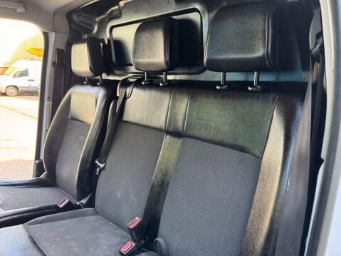 Vauxhall Vivaro 1.5 Turbo D 2900 Dynamic Panel Van 6dr Diesel Manual L2 H1 Euro 6 (s/s) (10 41