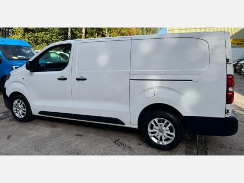 Vauxhall Vivaro 1.5 Turbo D 2900 Dynamic Panel Van 6dr Diesel Manual L2 H1 Euro 6 (s/s) (10 19