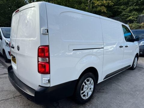 Vauxhall Vivaro 1.5 Turbo D 2900 Dynamic Panel Van 6dr Diesel Manual L2 H1 Euro 6 (s/s) (10 13
