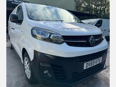 Vauxhall Vivaro 1.5 Turbo D 2900 Dynamic Panel Van 6dr Diesel Manual L2 H1 Euro 6 (s/s) (10 4