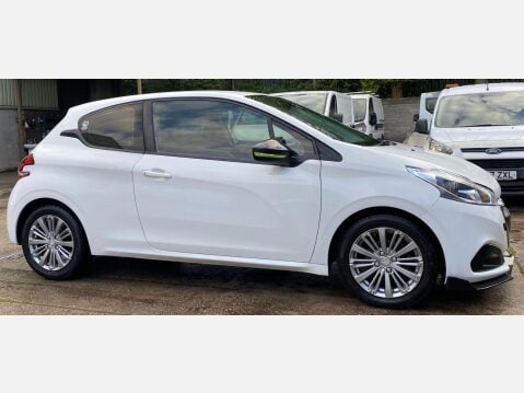 Peugeot 208 1.2 PureTech Active Hatchback 3dr Petrol Manual Euro 6 (82 ps) 5