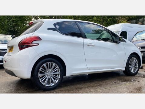 Peugeot 208 1.2 PureTech Active Hatchback 3dr Petrol Manual Euro 6 (82 ps) 7