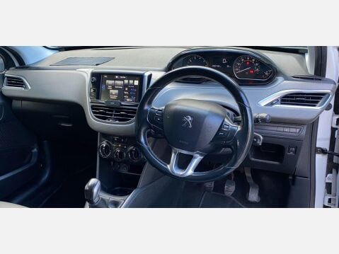 Peugeot 208 1.2 PureTech Active Hatchback 3dr Petrol Manual Euro 6 (82 ps) 21