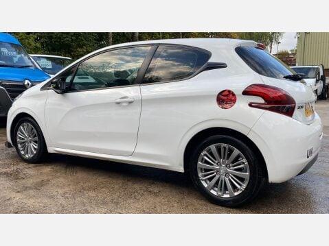 Peugeot 208 1.2 PureTech Active Hatchback 3dr Petrol Manual Euro 6 (82 ps) 13