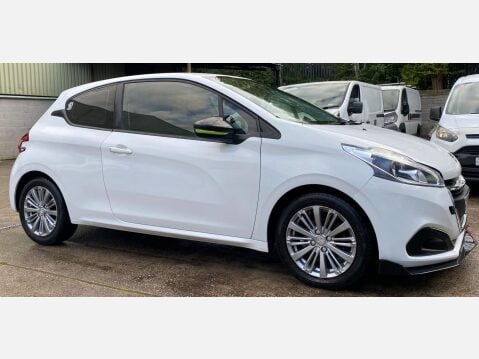 Peugeot 208 1.2 PureTech Active Hatchback 3dr Petrol Manual Euro 6 (82 ps) 4