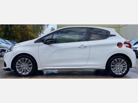 Peugeot 208 1.2 PureTech Active Hatchback 3dr Petrol Manual Euro 6 (82 ps) 14