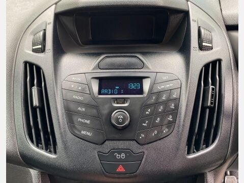 Ford Transit Connect 1.5 TDCi 210 Panel Van 5dr Diesel Manual L2 H1 (119 g/km, 118 bhp) 33