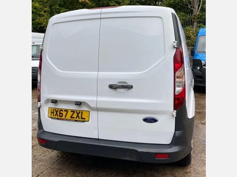 Ford Transit Connect 1.5 TDCi 210 Panel Van 5dr Diesel Manual L2 H1 (119 g/km, 118 bhp) 10