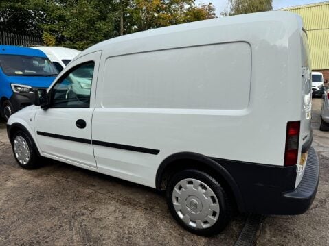 Vauxhall Combo 1.3 CDTi 1700 ecoFLEX 16v Panel Van 3dr Diesel Manual (134 g/km, 69 bhp) 17