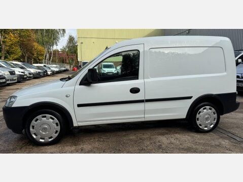 Vauxhall Combo 1.3 CDTi 1700 ecoFLEX 16v Panel Van 3dr Diesel Manual (134 g/km, 69 bhp) 19