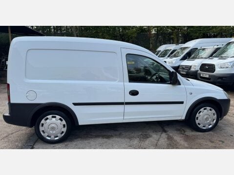 Vauxhall Combo 1.3 CDTi 1700 ecoFLEX 16v Panel Van 3dr Diesel Manual (134 g/km, 69 bhp) 7