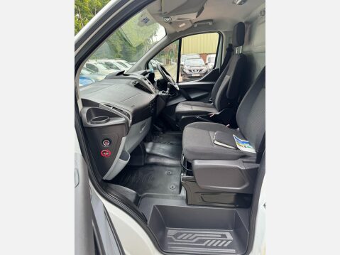 Ford Transit Custom 2.2 TDCi 310 ECOnetic L1 H1 5dr 51