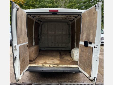 Citroen Relay 2.2 HDi 30 Enterprise Panel Van 5dr Diesel Manual L1 Euro 5 (110 ps) 11