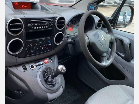 Citroen Berlingo 1.6 625 16v LX Temperature Controlled 5dr Petrol Manual L1 (155 g/km, 95 bh 38