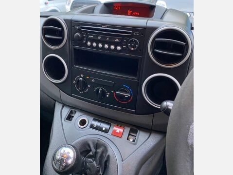 Citroen Berlingo 1.6 625 16v LX Temperature Controlled 5dr Petrol Manual L1 (155 g/km, 95 bh 32