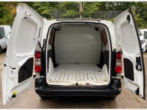Citroen Berlingo 1.6 BlueHDi 625 LX Panel Van 5dr Diesel Manual L1 (112 g/km, 75 bhp) 13