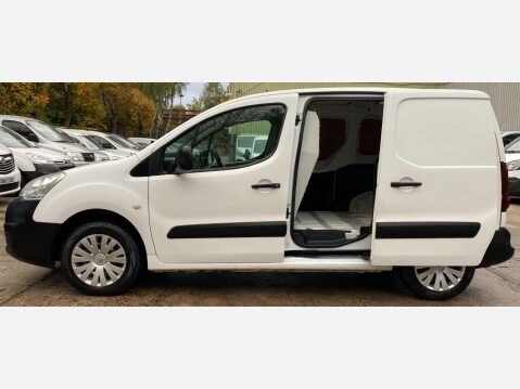 Citroen Berlingo 1.6 BlueHDi 625 LX Panel Van 5dr Diesel Manual L1 (112 g/km, 75 bhp) 18