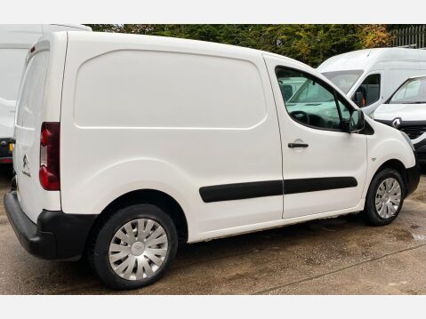 Citroen Berlingo 1.6 BlueHDi 625 LX Panel Van 5dr Diesel Manual L1 (112 g/km, 75 bhp) 9