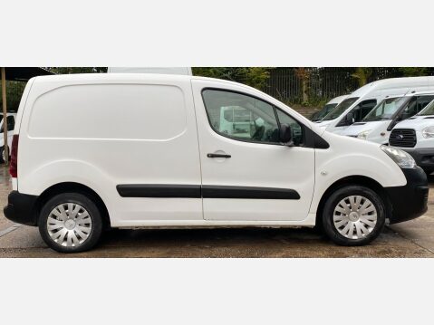 Citroen Berlingo 1.6 BlueHDi 625 LX Panel Van 5dr Diesel Manual L1 (112 g/km, 75 bhp) 8