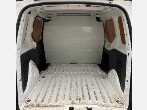 Citroen Berlingo 1.6 BlueHDi 625 LX Panel Van 5dr Diesel Manual L1 (112 g/km, 75 bhp) 14