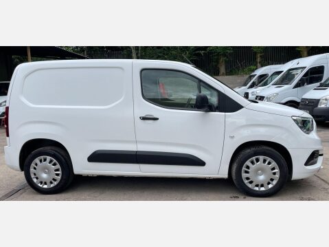 Vauxhall Combo 1.6 Turbo D 2300 Sportive L1 H1 Euro 6 (s/s) 4dr 7